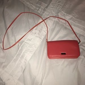 Coral pink cross body 🛍